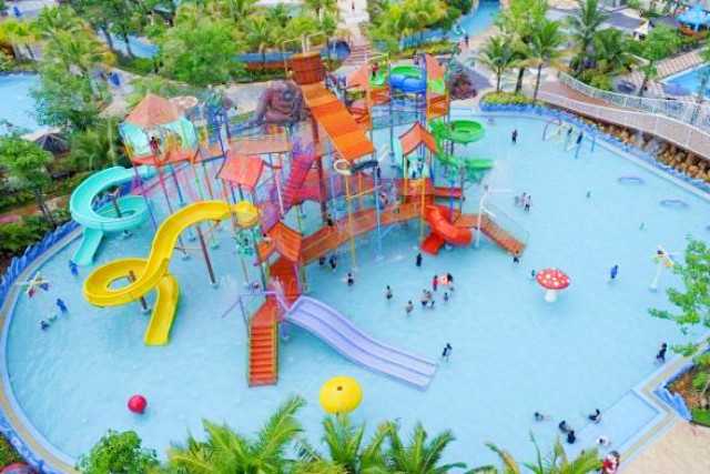 PARADISE Q WATERPARK
